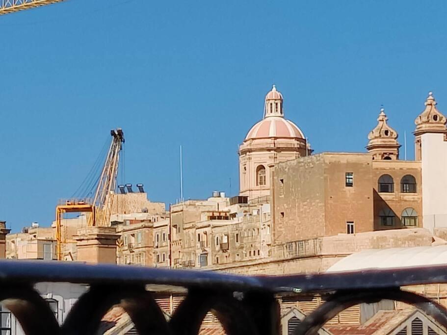 Deck 3 Savynomad Harbour Residences Wow Views Cospicua 外观 照片